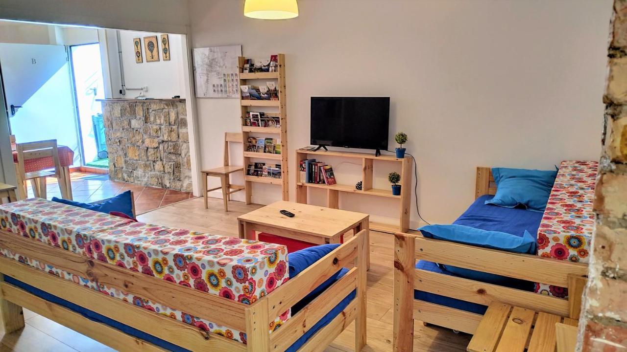 לוגרוניו La Casa Azul,Una Casa En La Ciudad. מראה חיצוני תמונה
