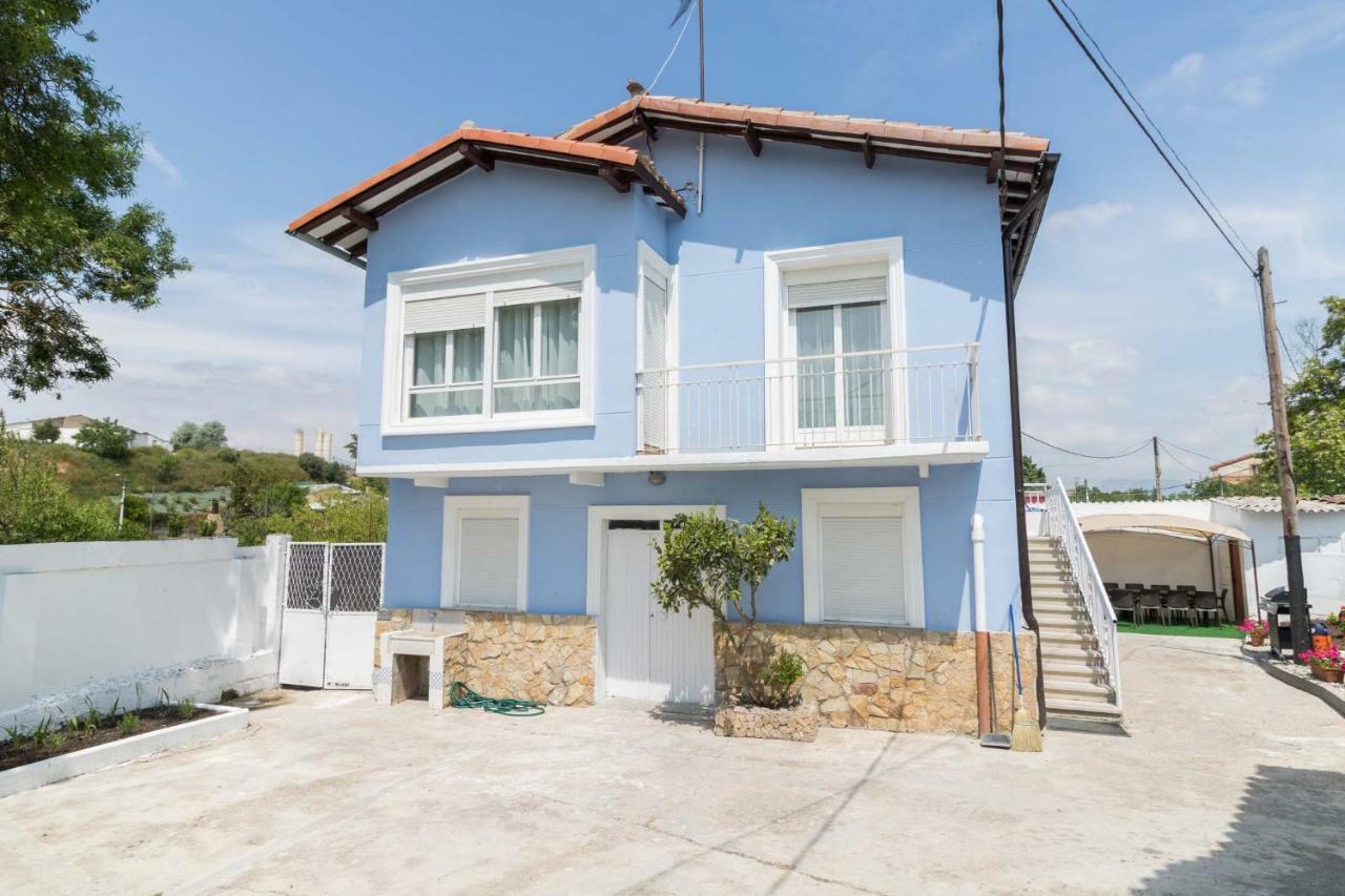 לוגרוניו La Casa Azul,Una Casa En La Ciudad. מראה חיצוני תמונה